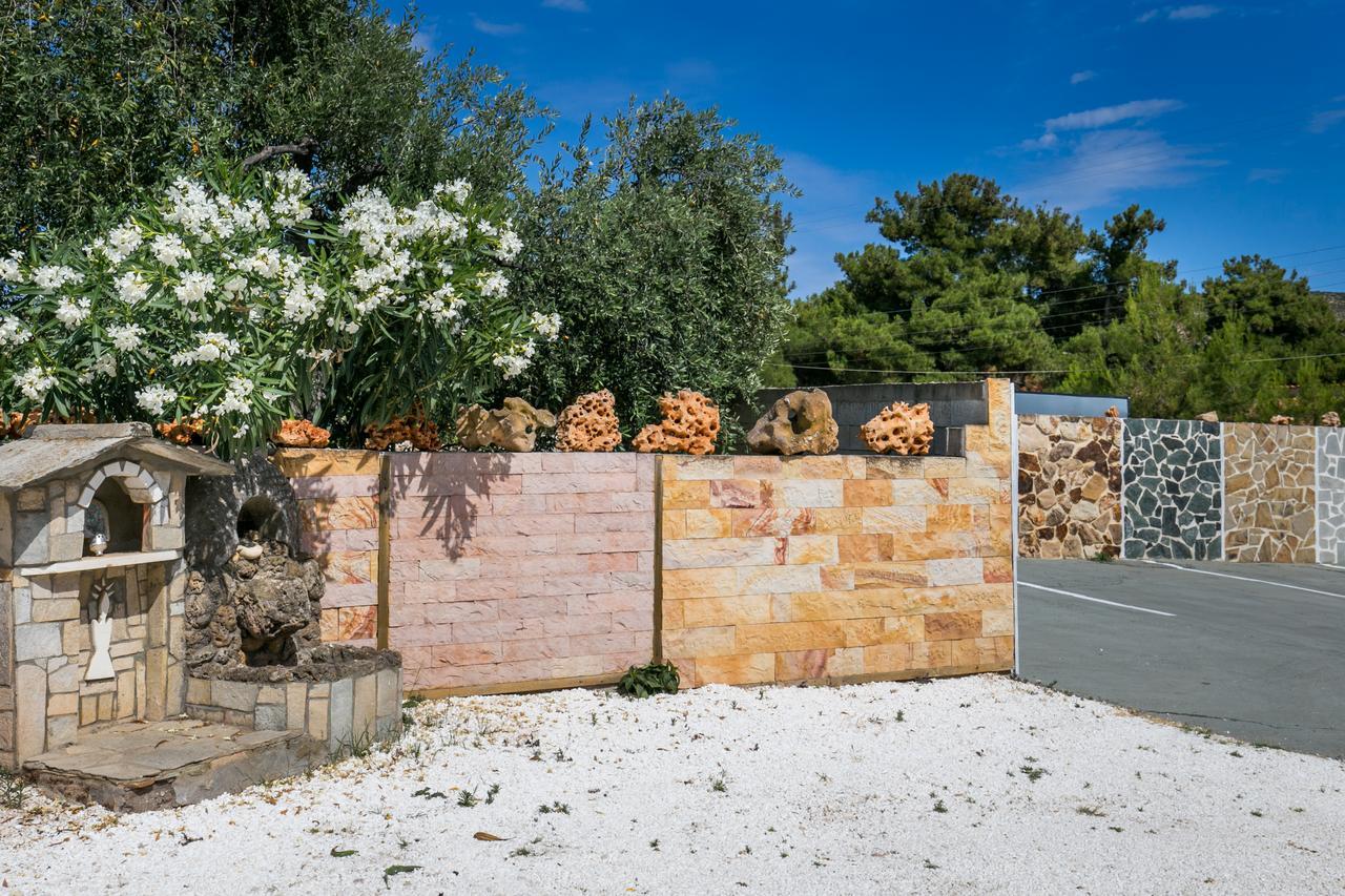 Villa Dimitris بوتوس المظهر الخارجي الصورة